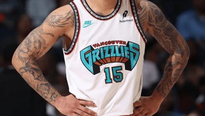 亿万28-SLAM悼念克拉克：向布兰登家人以及灰熊致以最诚挚的慰问