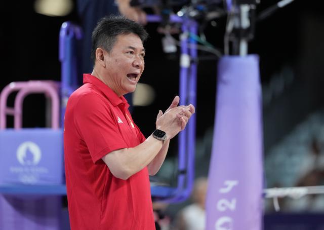 1722949964204044992.jpg 巴黎奥运会丨排球——女子四分之一决赛:中国队无缘四强XxjpseC010311_20240806_MVPFN0A001.jpg